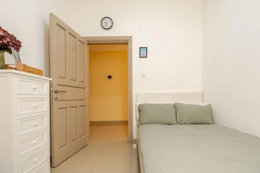 Large Apartment Sliema