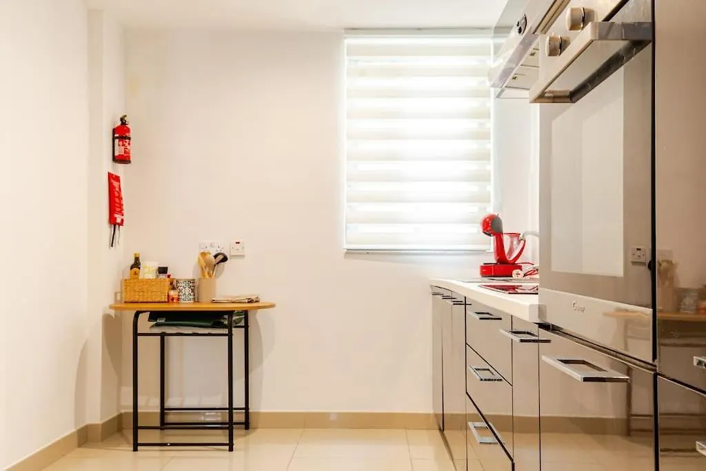 Large Apartment Sliema