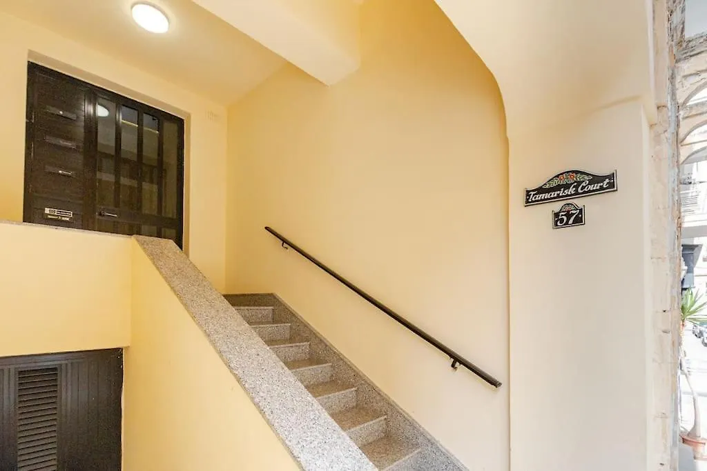 Large Apartment Sliema 0*,  Malta