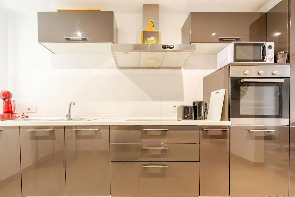 Large Apartment Sliema